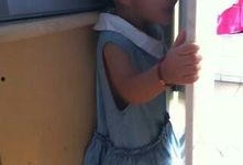 小孩照片爆料视频,照片爆料视频里的童真瞬间