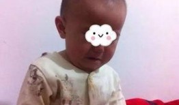 小孩照片爆料视频,照片爆料视频里的童真瞬间